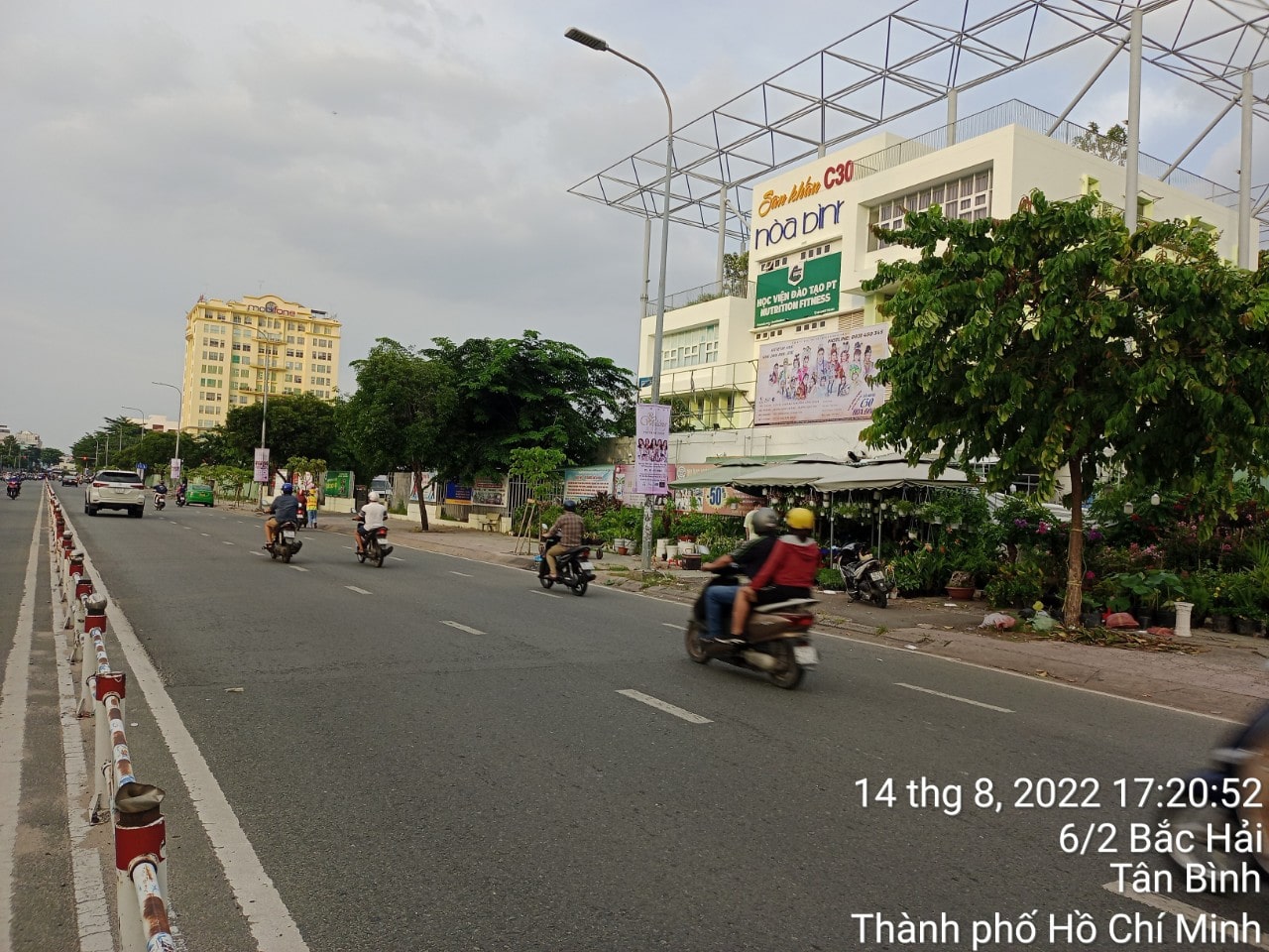 Triển Lãm Dịch Vụ, Phụ Kiện Và Trang Phục Cưới Việt Nam 2022 (11)